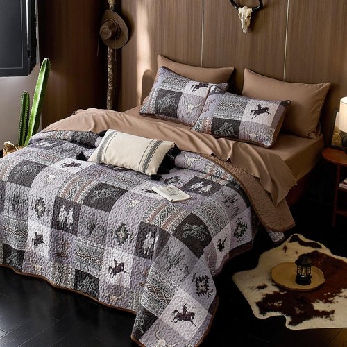 Wake In Cloud - Western Quilt Set, Southwestern Aztec Country Horse Cowboy Rustic Ranch Pattern Printed, Reversible Lightweight Bedspread Coverlet, 3 Pieces, Gray Brown, Queen/Full Size