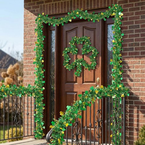 【20/40/60/80 FT】 St Patricks Day Garland Decor Gold Green Shamrock Hat Tinsel Garland, Shiny Metallic Streamer Twist Garland Hanging St Patricks Day Decorations for Home Indoor Outdoor Party Supplies