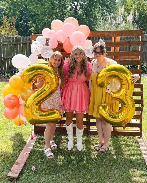 Gold Number 70 Balloon - 40 Inch Metallic Decoration for 70th Birthday Celebrations