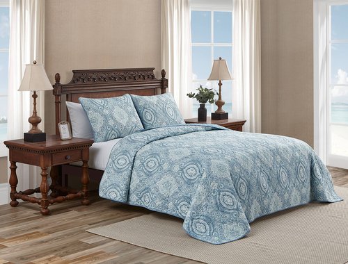 Tommy Bahama - Queen Quilt Set, Reversible Cotton Bedding with Matching Shams, Super Soft Bedding Set (Turtle Cove Caribbean Blue, Queen)