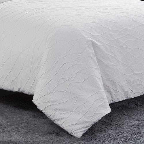 Vera Wang - Queen Duvet Cover Set, Lightweight Bedding Set with Matching Pillowcases, 3 Piece Bed Set with a Soft & Textured Feel (Abstract Crinkle White)
