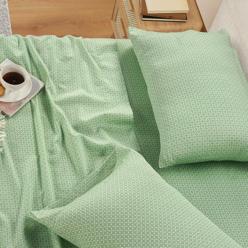Izod Sateen Silky 4Pc Queen Size Bed Sheet Set, Deep Pockets–fits Upto 17",Smooth & Buttery Feel,Long-Staple Soft Combed 100% Cotton Bed Sheet, Hotel Luxury Bedding Sheets & Pillowcases-Green Mosaic