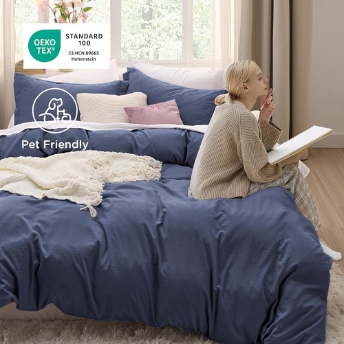 Bedsure Navy Blue Duvet Cover Set - Soft Prewashed Cotton-Like Polyester, King Size 3-Piece Bedding (104x90 Inches)
