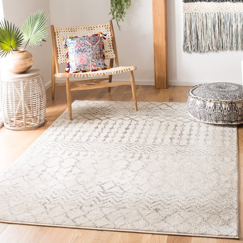SAFAVIEH Tulum Collection Area Rug - 5'3" x 7'6", Ivory & Grey, Moroccan Boho Distressed Design, Non-Shedding & Easy to Clean, Ideal for Living Room, Bedroom, Dining Space (TUL270A)
