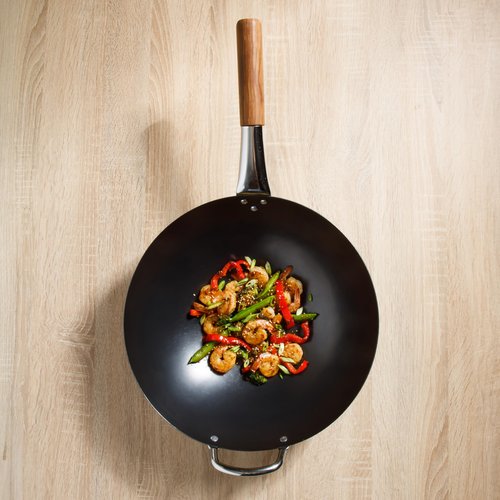 SUR LA TABLE Kitchen Essentials Quick Fire 13.5" Carbon Steel Flat Bottom Wok – Durable Nonstick Stir Fry Pan