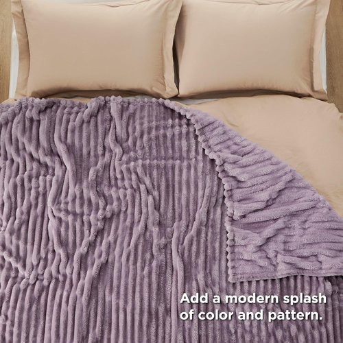 Bedsure GentleSoft Fleece Blanket - Cozy Light Purple Throw for Couch, 108x90 Inches