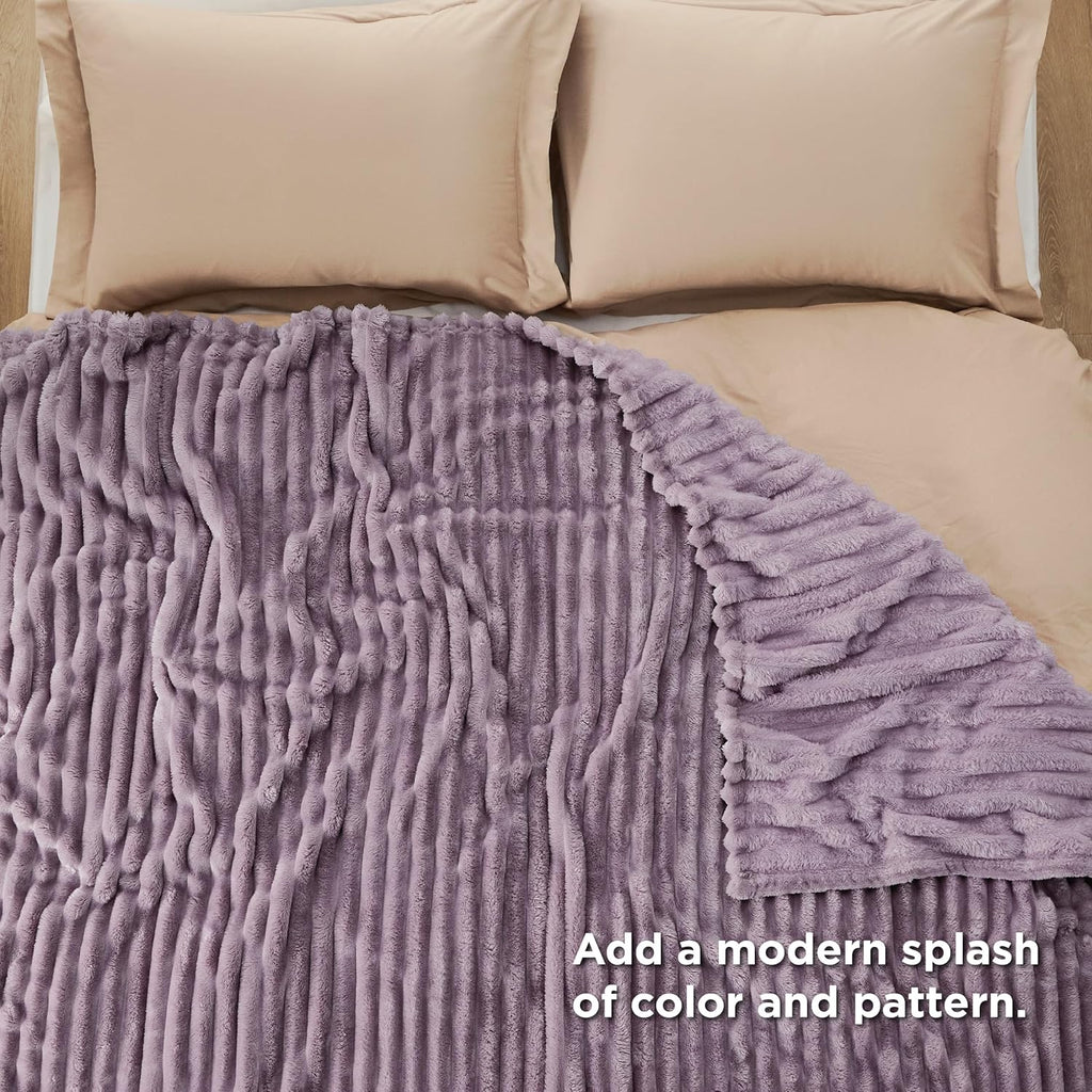 Bedsure GentleSoft Full Blanket - Cozy Light Purple Throw for Women | Soft & Stylish 84x90 Inches