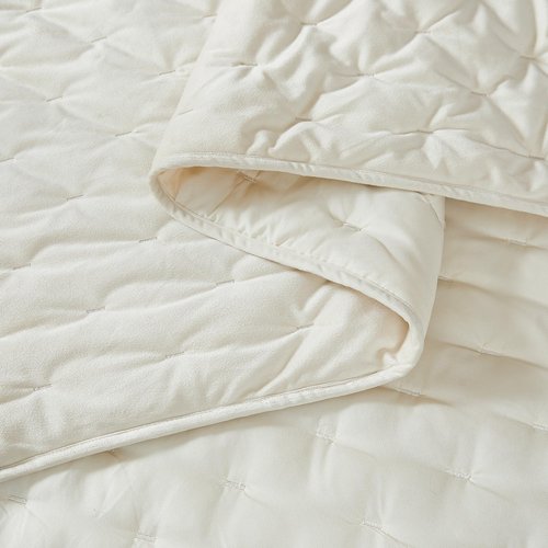 Lush Decor - Quilt Set, 3-Piece Cozy Velvet Bedding with Matching Shams, Embroidered Stitch Design (Haven Cream, King/California King)