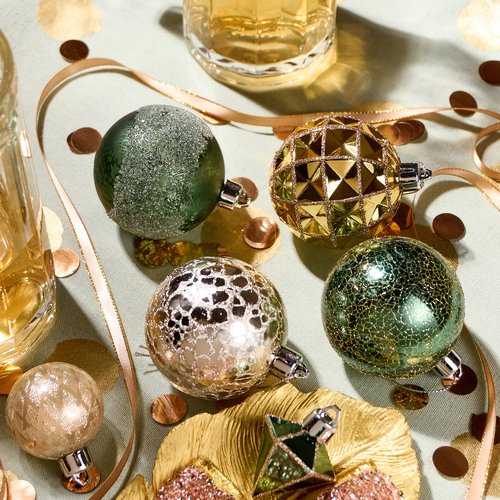 DecorbyHannah Christmas Ornaments Set Decorations, 21ct Green and Gold Emerald Vintage Christmas Tree Ornaments, Shatterproof Plastic Decorative Hanging Ball Bulk for Xmas Holiday Indoor Party Decor