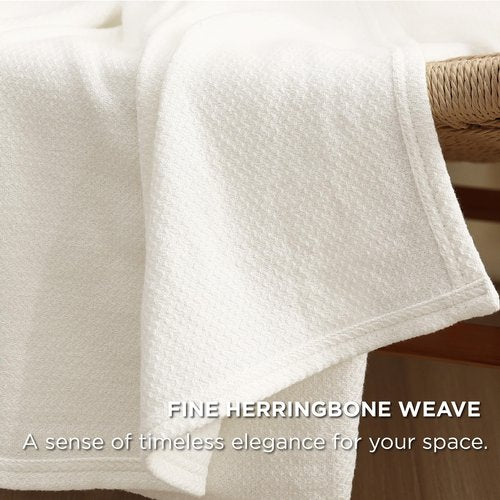 Bedsure Bundle of 1 Cotton Herringbone Weave Blanket Queen & 1 Cotton Waffle Weave Blanket Queen