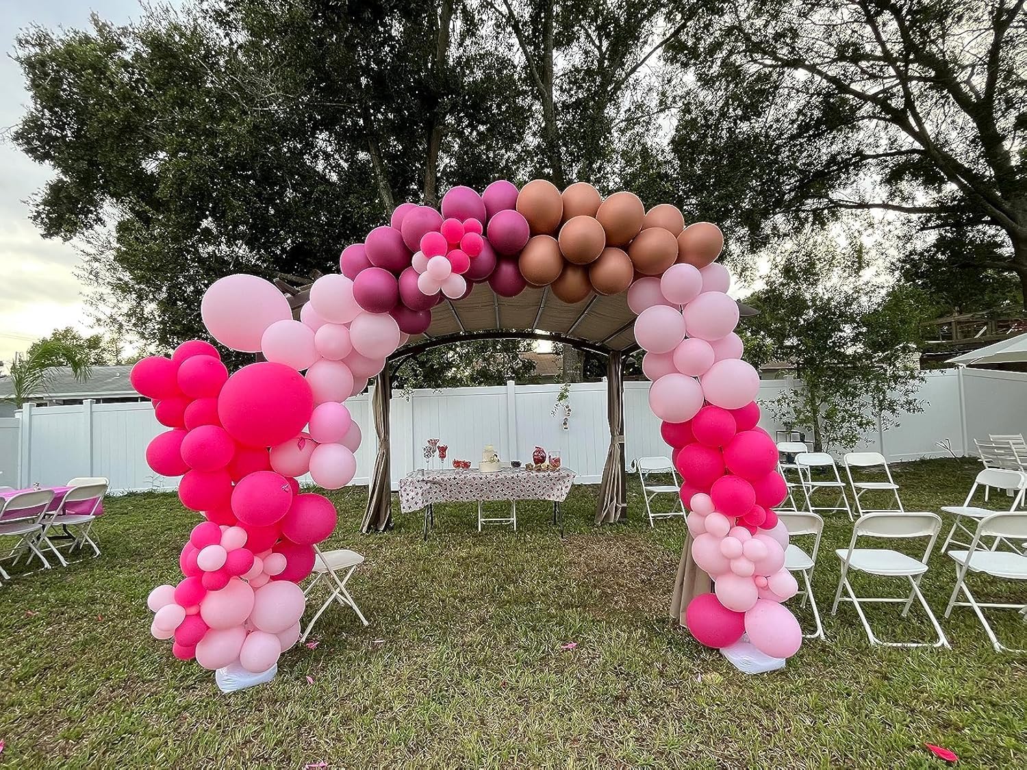 Pastel Pink Balloons by [Brand Name] - 150-Piece Pack in Various Sizes for Stunning Birthday Decorations
