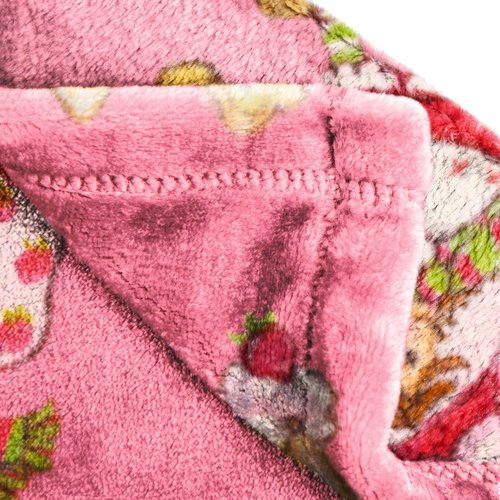 Jay Franco Kids Christmas Plush Throw Blanket – 50x70 Inches Soft & Cozy Fleece Throw for Holiday Bedroom & Couch Décor, Official Licensed Product, Pink - Strawberry Shortcake