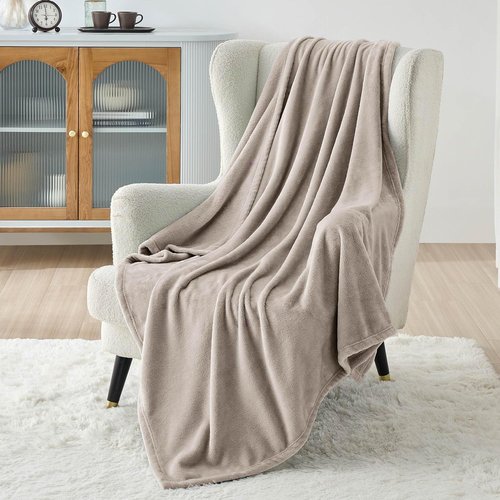 Bedsure GentleSoft Fleece Blanket - Cozy 300GSM Plush Twin Size in Oxford Tan | Perfect for Bed, Sofa, Travel, 60x80 Inches