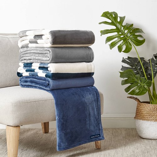 Nautica - Queen Blanket, Soft Plush Fleece Bedding, Ideal for Bed or Couch, Oeko-Tex Certified (Solid Grey)
