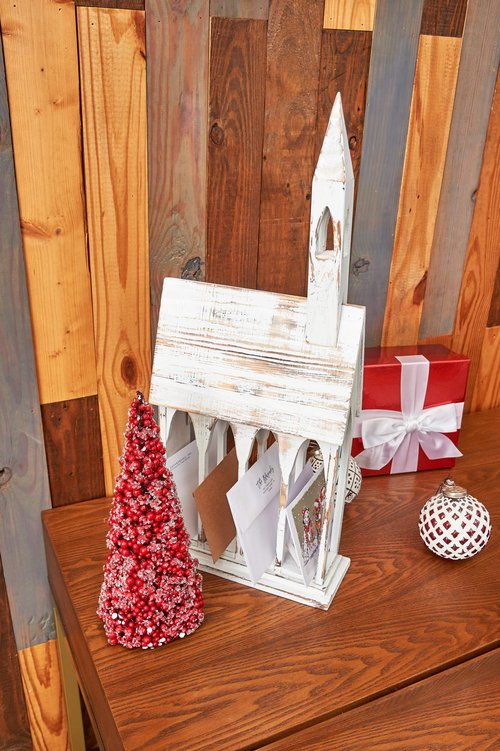 GALLERIE II White Church Chapel Large Christmas Card Holder | Mail Holder 11 x 24 inches | Versatile Festive | Holiday Card Holder | Winter Tabletop | Christmas Card Holders Display Cream