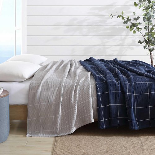 Nautica - Queen Blanket, Soft & Cozy Bedding, Waffle Grid Home Decor (Bridgeport Navy, Queen)