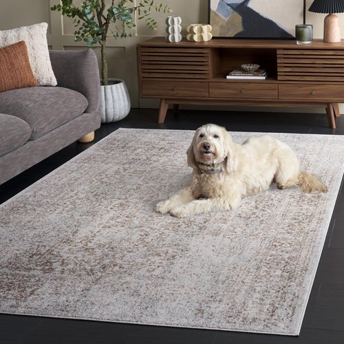 SAFAVIEH Evoke Collection Area Rug - 5'1" x 7'6", Ivory & Taupe, Distressed Design, Non-Shedding & Easy to Clean, Ideal for Living Room, Bedroom, Dining Space (EVK256E)