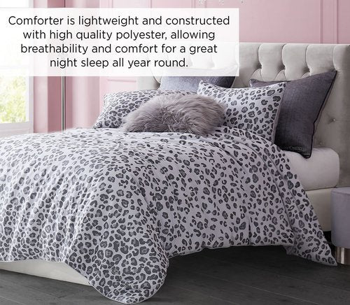 Juicy Couture – Comforter Set | Pearl Leopard Design Bedding| Twin/Twin XL | 2 Piece Set Includes 1 Comforter and 1 Sham | Wrinkle Resistant | Premium Bedroom Décor | Grey/Silver