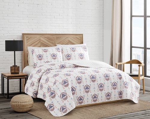 Lucky Brand Quilt Set – 3-Piece Queen Size Quilt Sets with Pillow Shams, Cotton & Polyester, Lightweight, Modern Paisley Ikat Coverlet Queen Size