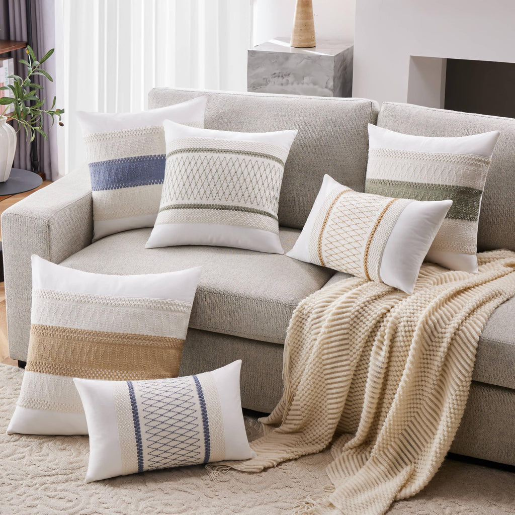 YZJZEDS Soft Cotton Boho Throw Pillow Covers Set of 2, Natural White/Contrast Blue 18x18 Inch, Blue Farmhouse Decorative Cushion Covers for Sofa Bed Living Room Home Decor