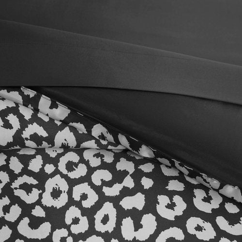 Juicy Couture Modern Black Leopard Satin Queen Comforter Set - Luxury Bed in a Bag – Soft & Stylish 8-Piece Bedding Collection