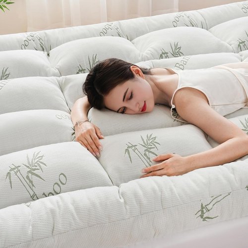 DOWNCOOL 3-Inch Queen Mattress Topper - Cooling Memory Foam for Back Pain Relief | Breathable Bamboo Viscose, Deep Pocket Fits 8-21 Inches