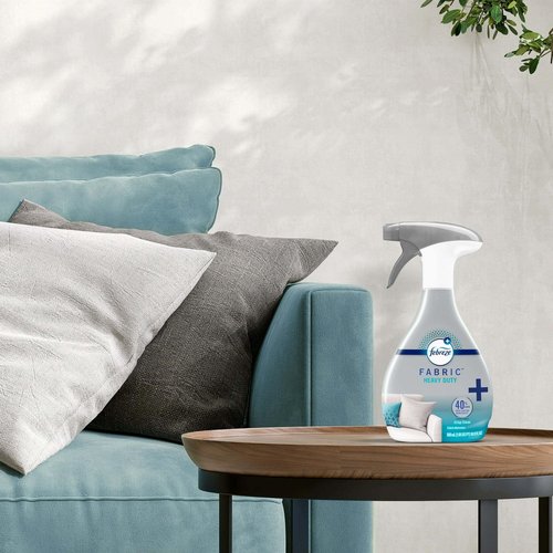 Febreze Fabric Refresher Heavy Duty Crisp Clean Air Freshener (1 Count, 500 Ml)
