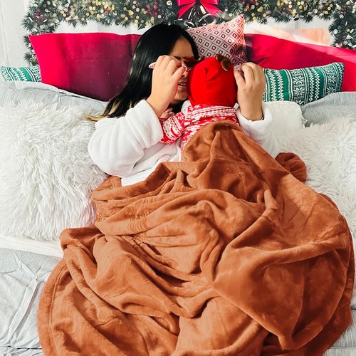 Bedsure GentleSoft Fleece Blanket - King Size Dark Orange 280GSM Soft, Lightweight & Cozy for Bed, Sofa, Travel
