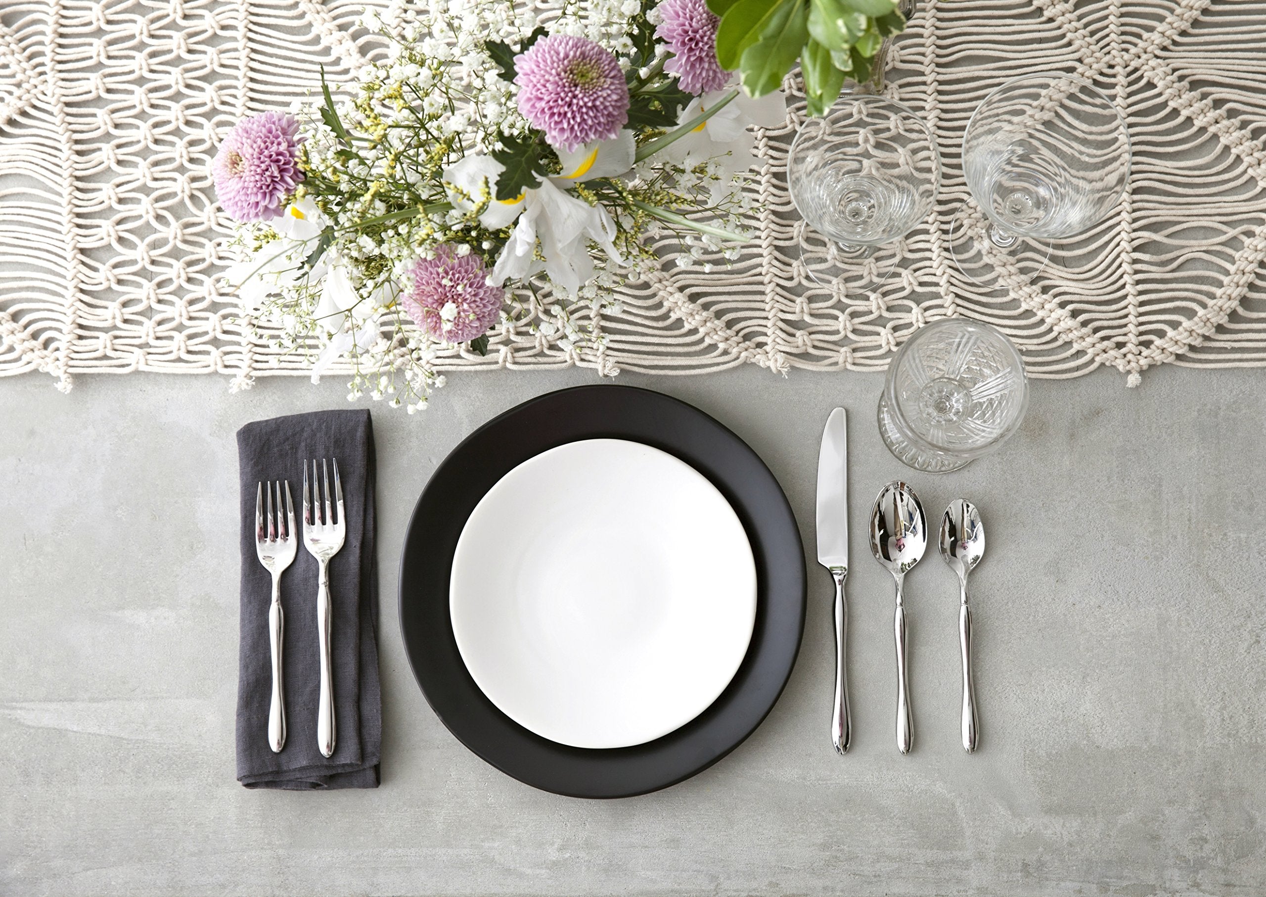 Fortessa Vitraluxe Dinnerware Heirloom Matte Finish Dinner Plate 10.75-Inch, Charcoal, Set of 4