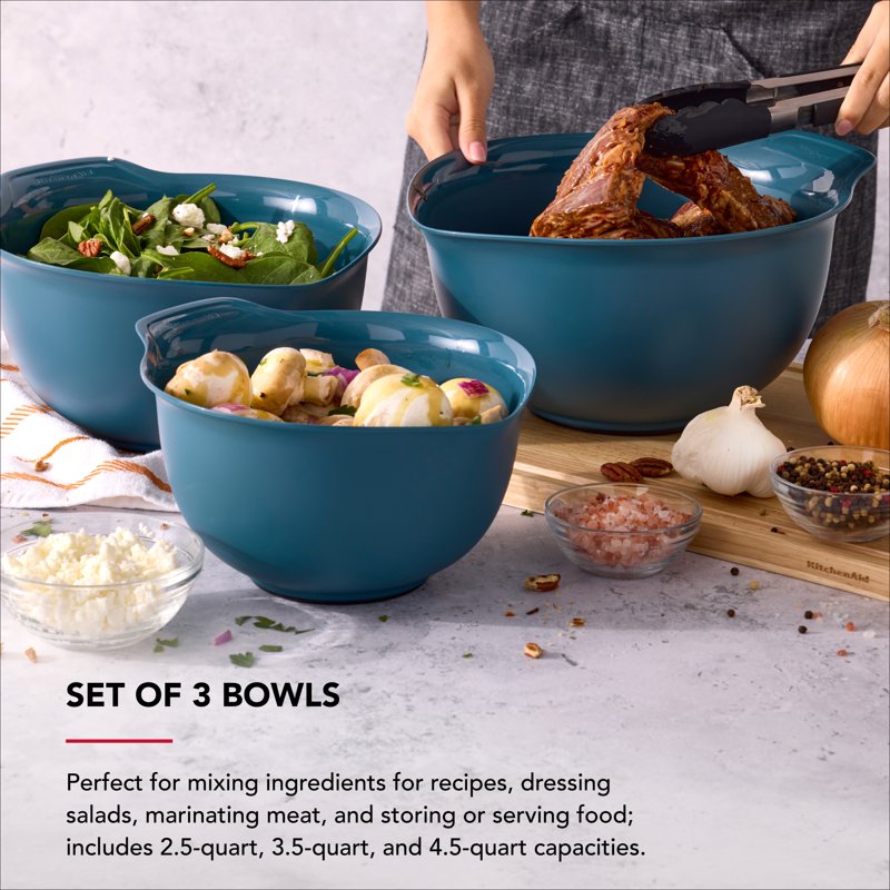 7-Piece Plastic Nesting Mixing Bowl Set with Lids - Agave