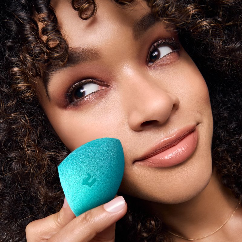Makeup Blending Sponge for Liquids & Creams - Blue