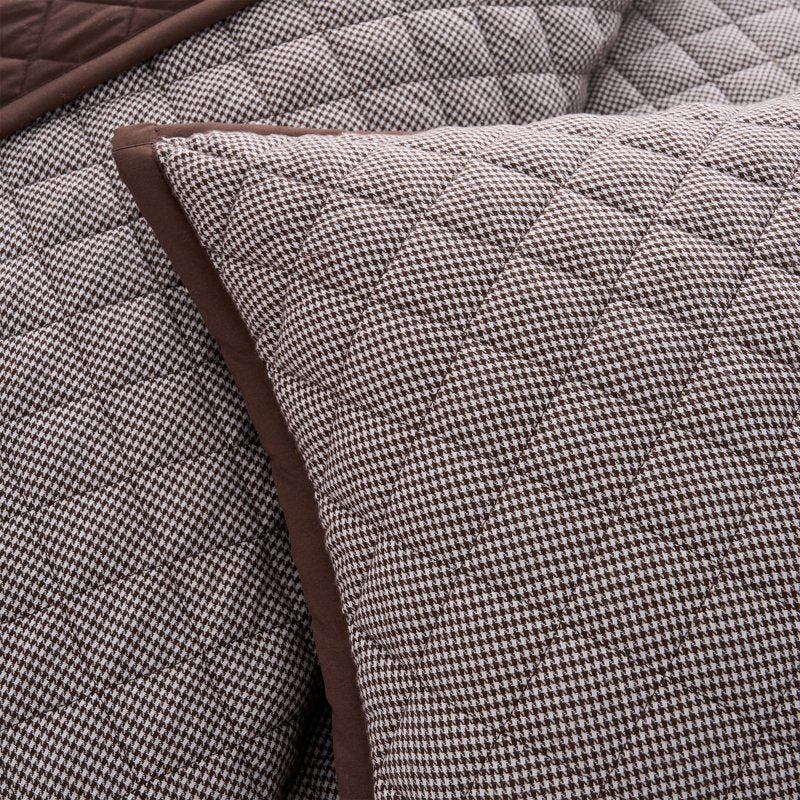 Twin-XL Cotton Houndstooth Quilt Set - Brown & Ivory 2-Piece Bedding