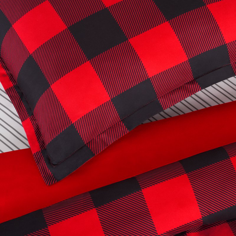 Full Red Buffalo Check 7-Piece Bedding Set - Serta Simply Clean