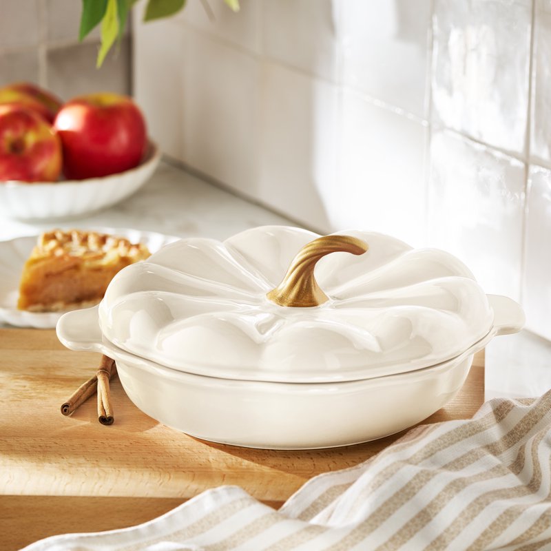10" Pumpkin Ceramic Pie Dish with Lid - Linen