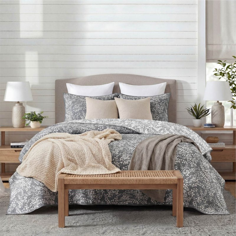 Mainstays Floral Stitched Quilt - Full/Queen Light Grey Reversible Bed Cover