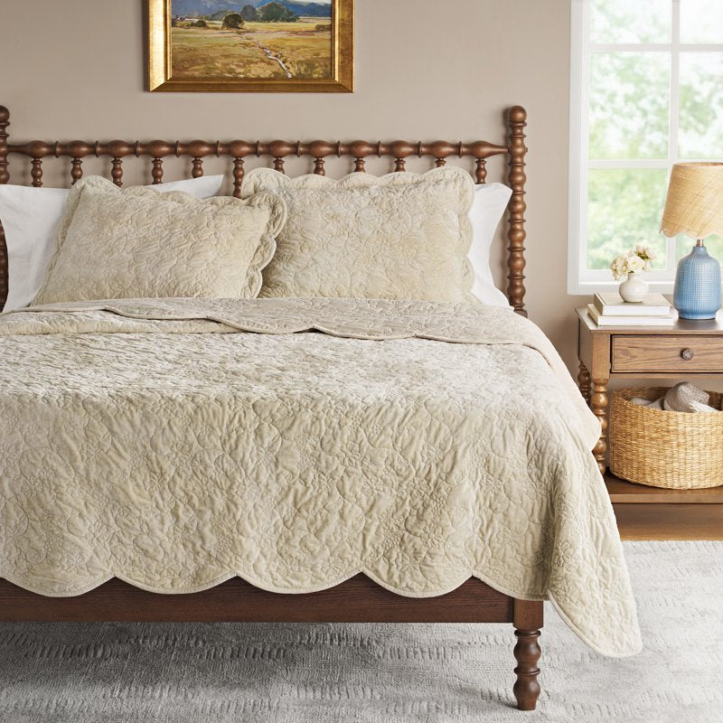 Velvet Quilt Full/Queen - Eloise Floral Pattern Beige - The Pioneer Woman