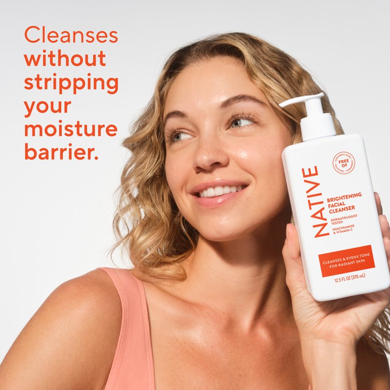 Brightening Facial Cleanser with Niacinamide & Vitamin C - 12.5 oz