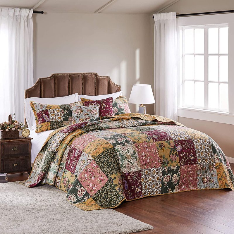 Antique Chic 100% Cotton Patchwork Bedspread Set - Queen, 3 Pieces