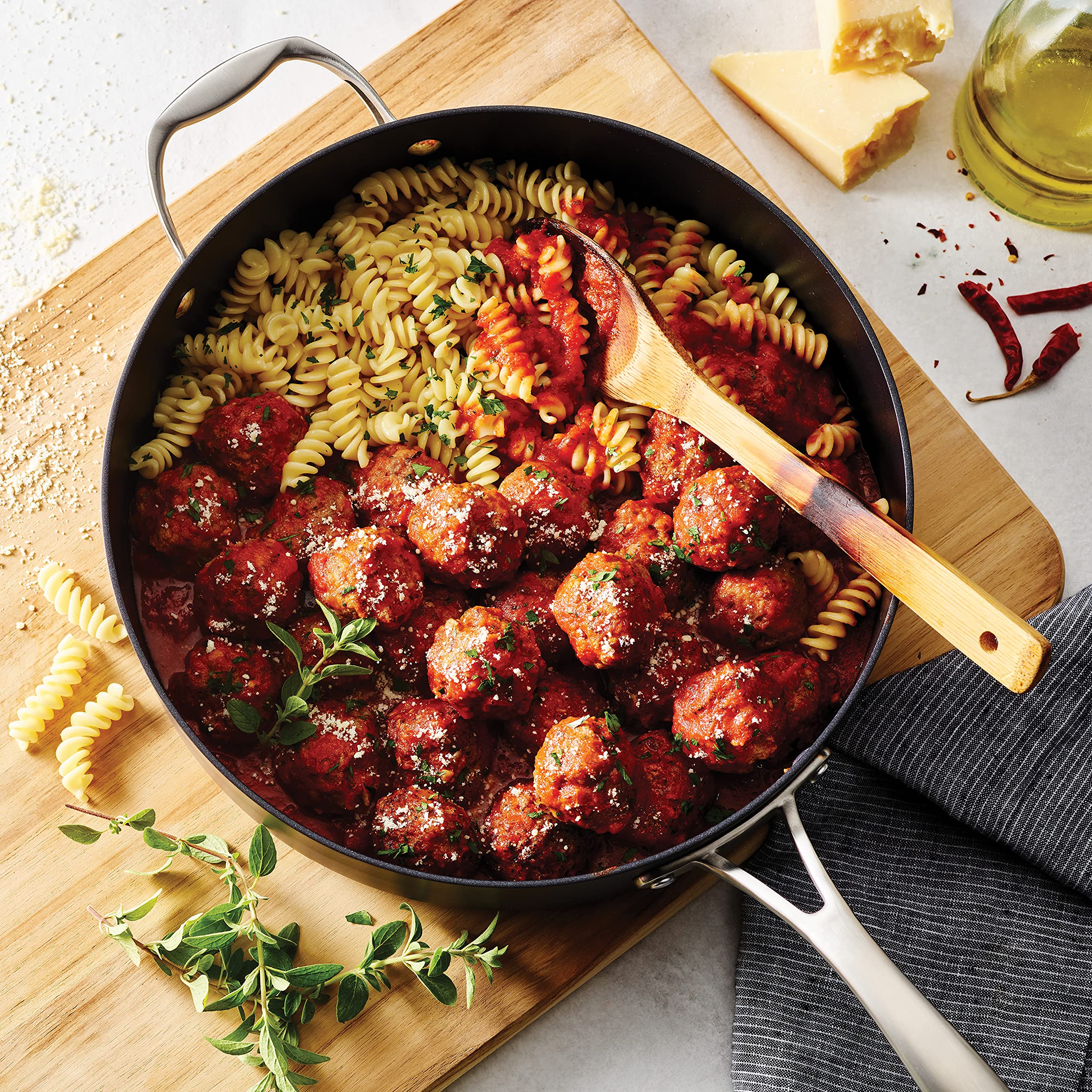 Tramontina OnyxPro Hard Anodized Non Stick 5.5-Quart Saute Pan with Glass Lid, Cooking Pan with Reinforced Nonstick Coating, Oven Safe