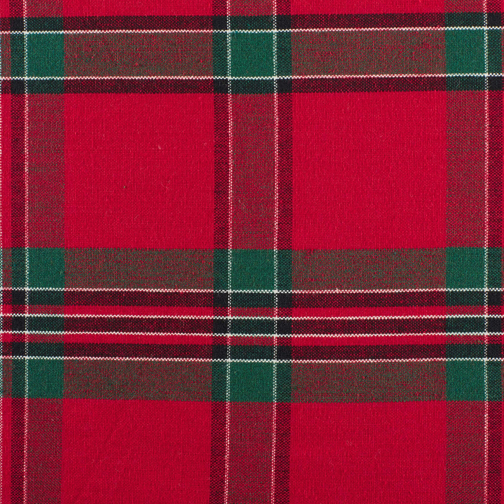 DII Farmhouse Christmas Plaid Dining Table & Kitchen Décor, Holiday Tablecloth, 70" Round, Red & Green