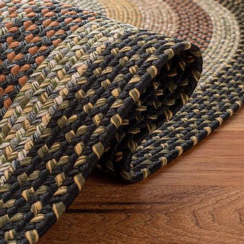 SAFAVIEH Washable Rug Outdoor Braided Collection - 5' Round, Multi, Handmade & Reversible, Non-Shedding & Easy to Clean, Ideal for Patio, Backyard, Mudroom (BRD308A)