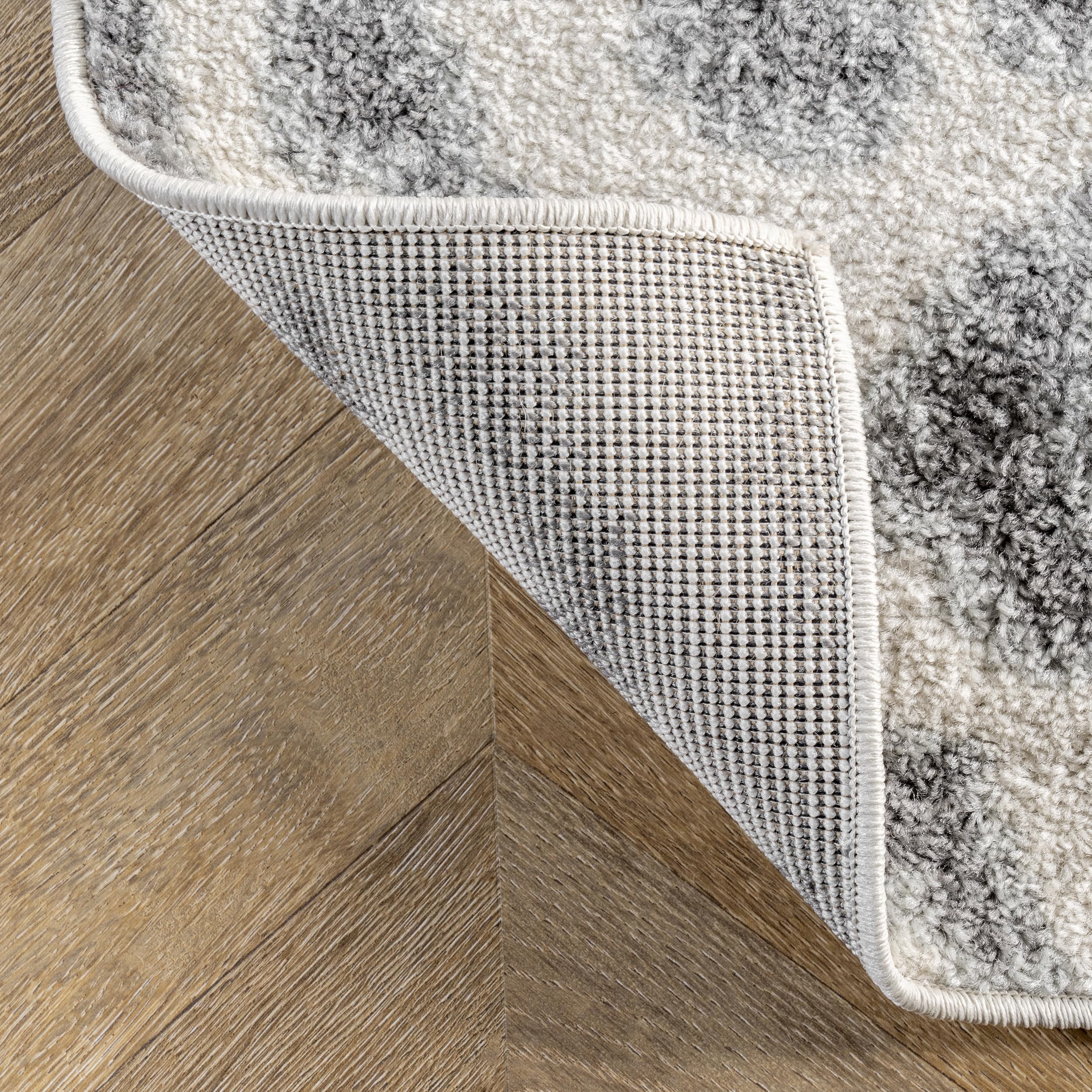 Nuloom Annette Grey/Off-White, 6'7" x 9', Leopard Print, Soft and Cozy, High Traffic, Stain Resistant, Easy Clean, Durable Area Rug for Bedroom, Living Room, Dining Space, Den, Foyer, Entryway