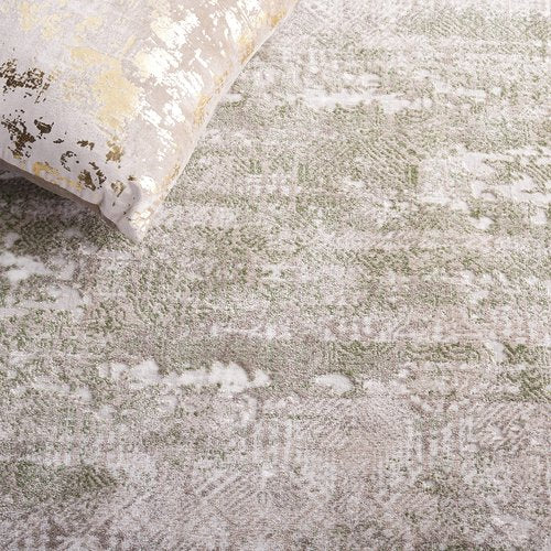 SAFAVIEH Meadow Collection Area Rug - 5'3" x 7'6", Beige & Sage, Modern Abstract Design, Non-Shedding & Easy Care, Ideal for High Traffic Areas in Living Room, Bedroom (MDW585C)