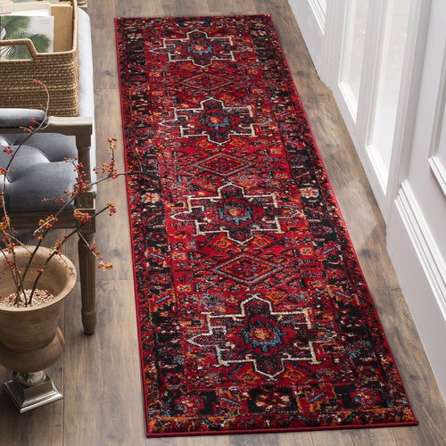 SAFAVIEH Vintage Hamadan Collection Accent Rug - 2'3" x 4', Red & Multi, Traditional Persian Design, Non-Shedding & Easy to Clean, Ideal for Front Door, Kitchen, Entryway, Foyer (VTH211A)