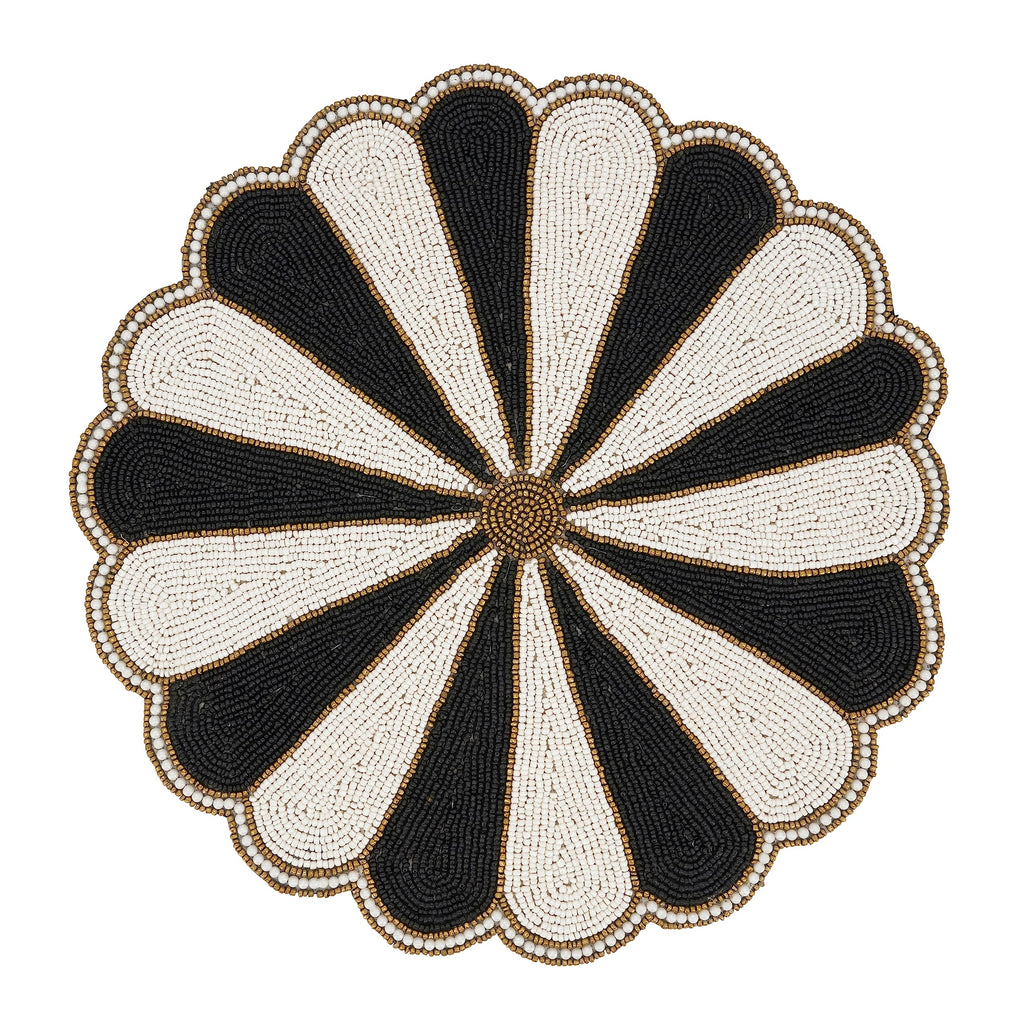 Saro Lifestyle Beaded Pinwheel Bliss Placemat (Set of 4), Black/White, 14"