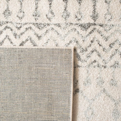 SAFAVIEH Tulum Collection Area Rug - 5'3" x 7'6", Ivory & Grey, Moroccan Boho Distressed Design, Non-Shedding & Easy to Clean, Ideal for Living Room, Bedroom, Dining Space (TUL270A)