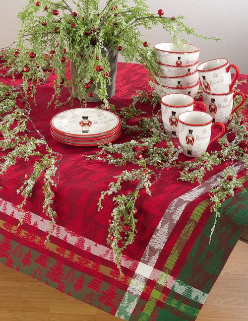 SARO LIFESTYLE Forêt Collection Plaid Christmas Tree Design Cotton Table Topper Tablecloth, 65" x 104", Multi
