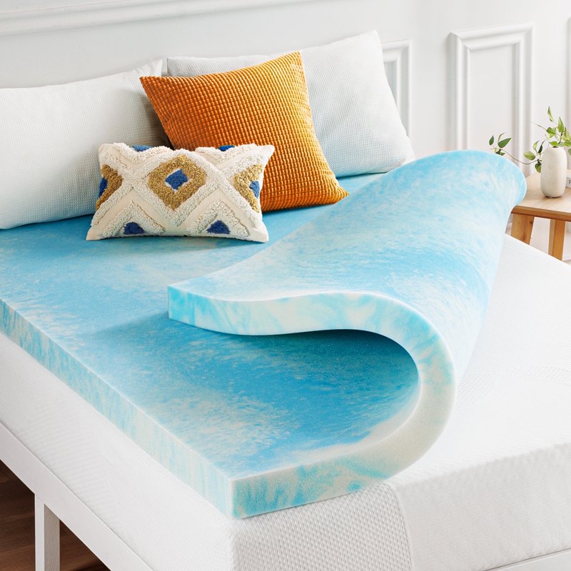 3-Inch Swirl Gel Breeze Memory Foam Mattress Topper - King