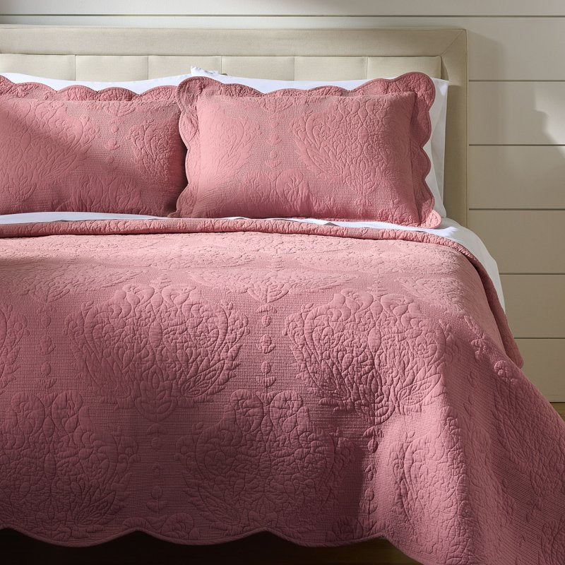 Better Homes & Gardens Paisley Medallion Cotton Quilt - Full/Queen, Rose, Scalloped Bedding