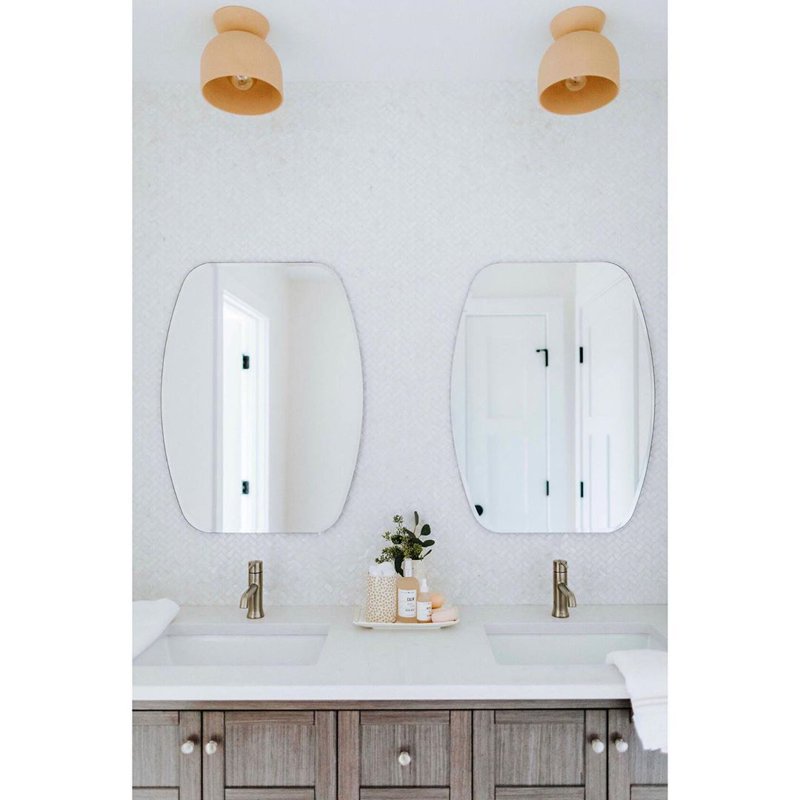 Decor Wonderland Sydney Mini 28x22 Inch Frameless Bathroom Mirror - Beveled Edge, Humidity Resistant